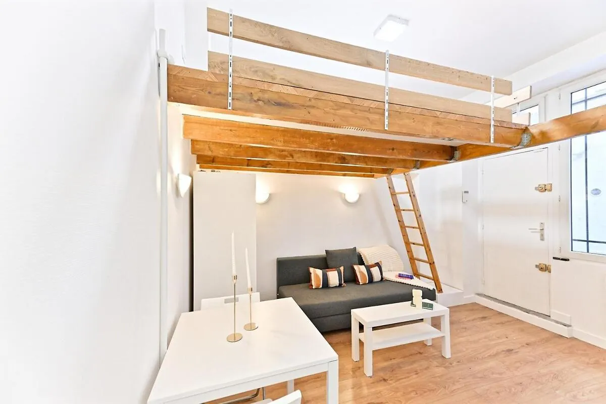 Apartment Studio Cool Avec Mezzanine 17Eme Arrondissement Paris France